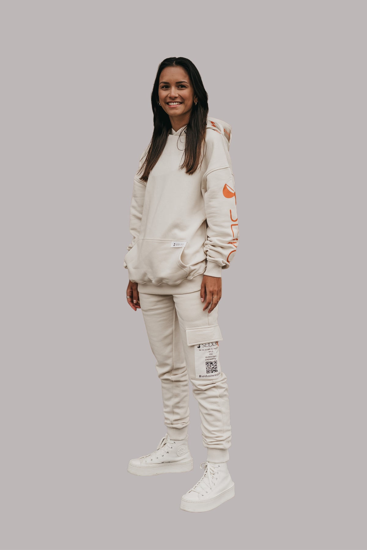 hoodie_beige_seite_detail