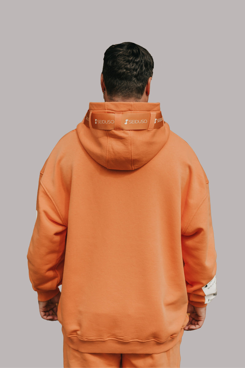 hoodie_orange_hinten