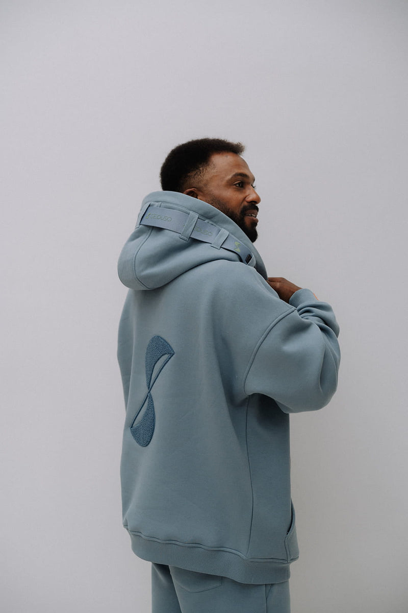 Oversize Hoodie Denim Blau mit Wechselband Kapuze und Rückenprint SEIDUSO Detailansicht